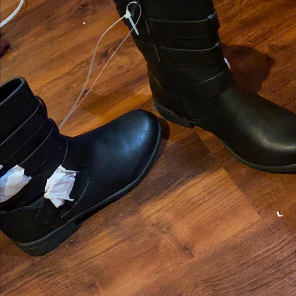 Black boots